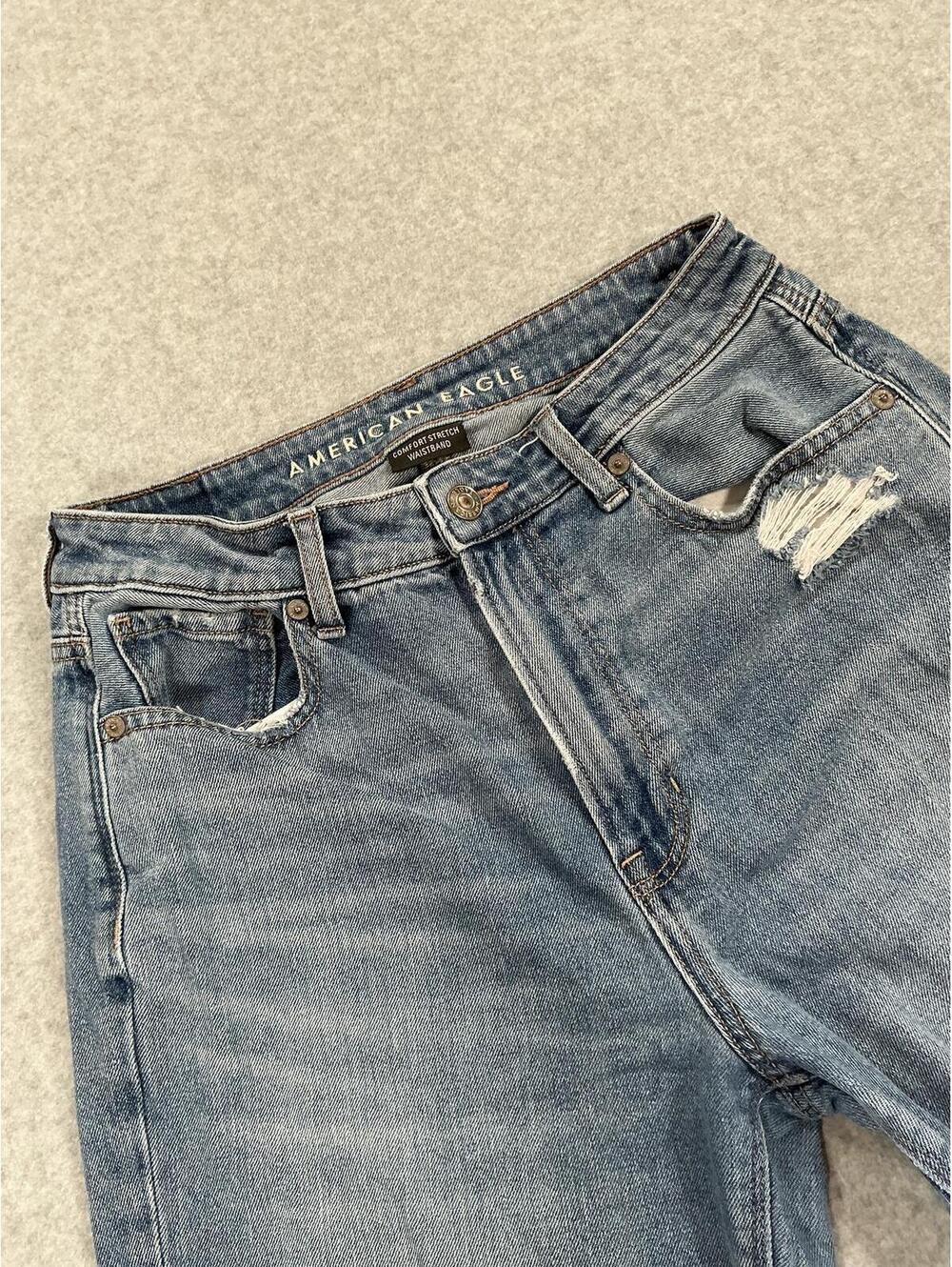 American Eagle Distressed Y2K‎ Mom Jeans Women’s Size 6 Comfort Stretch